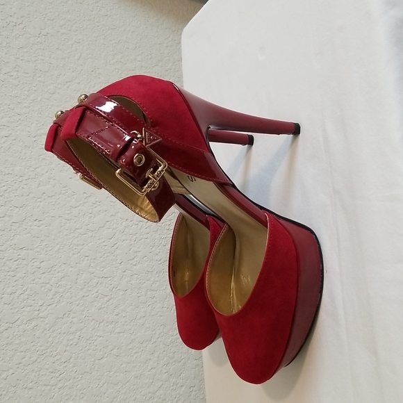Guess Vibrant Red Suede Platforms Size 7M - Picture 6 of 12